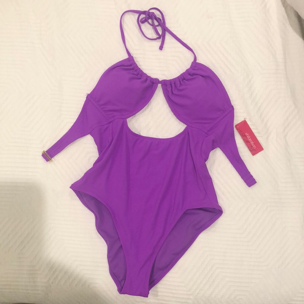 Xhilaration Bathing suit